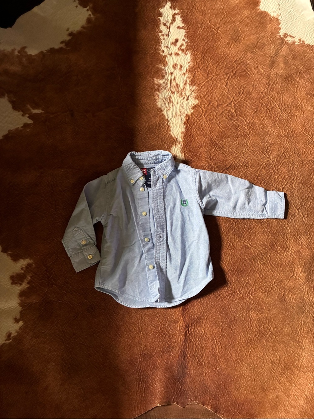 Chaps Baby Boys Light Blue Button Down Shirt
size 18 month